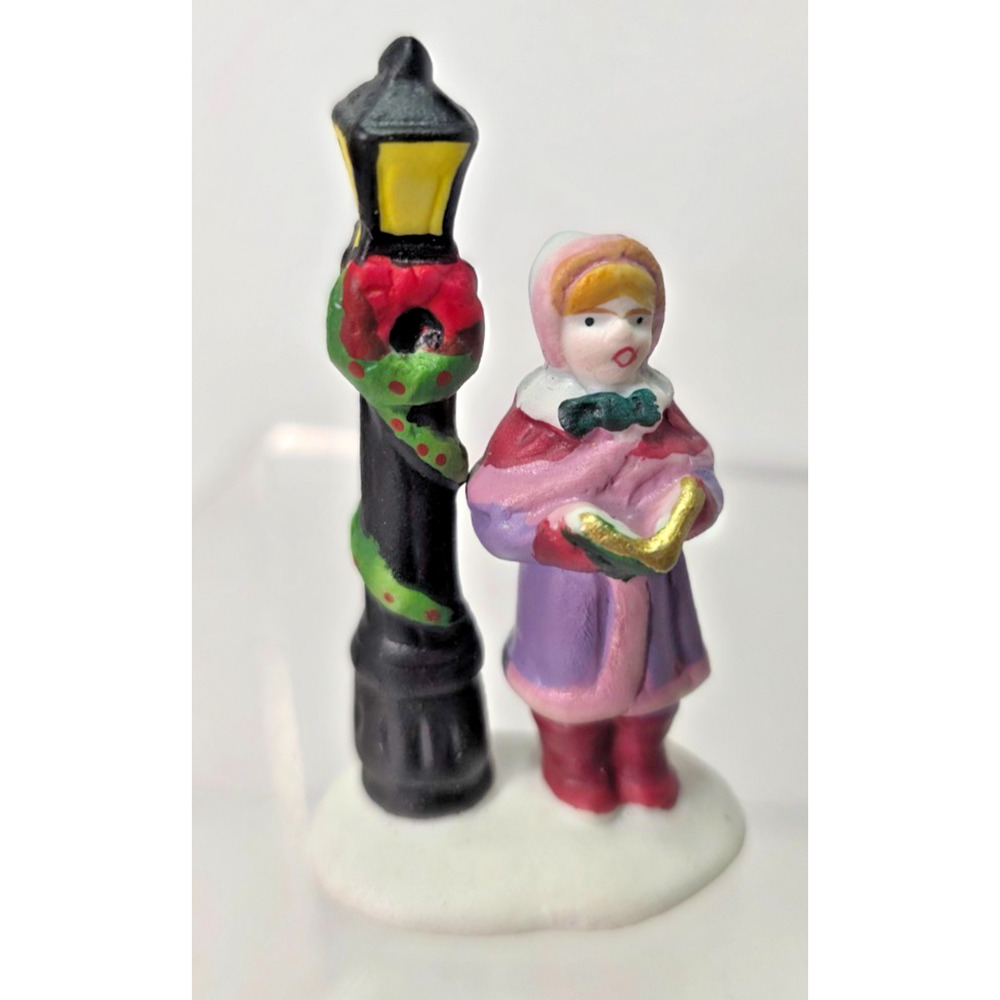 Vintage Lemax Porcelain Figurine Village Collection Caroler Street Lamp 1995